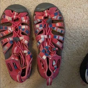 Keen girls sandal water shoe size 1